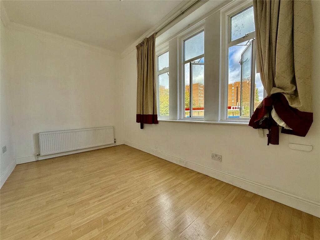 Apartment in London - View 2
