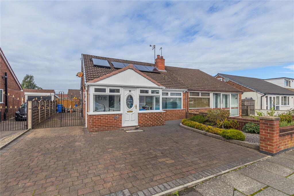 4-bed bungalow on Hardfield Road, Middleton, Manchester, Greater Manchester, M24, £339,995