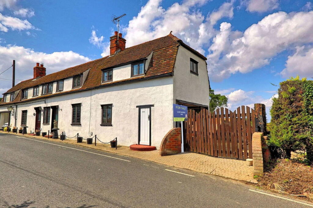 Main image of property: Mayland Hill, Mayland, Chelmsford, CM3 6DZ