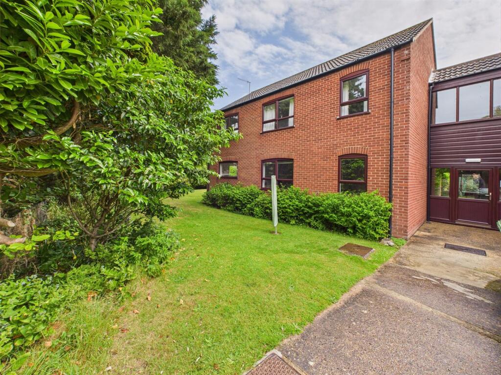 Main image of property: Warnes Close, Cromer