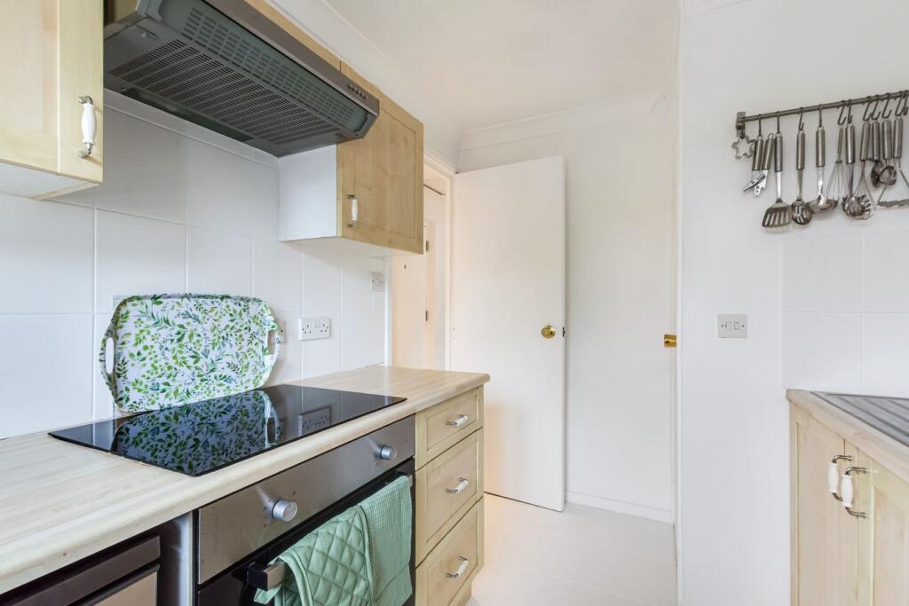 Apartment in London, Falconwood - View 5
