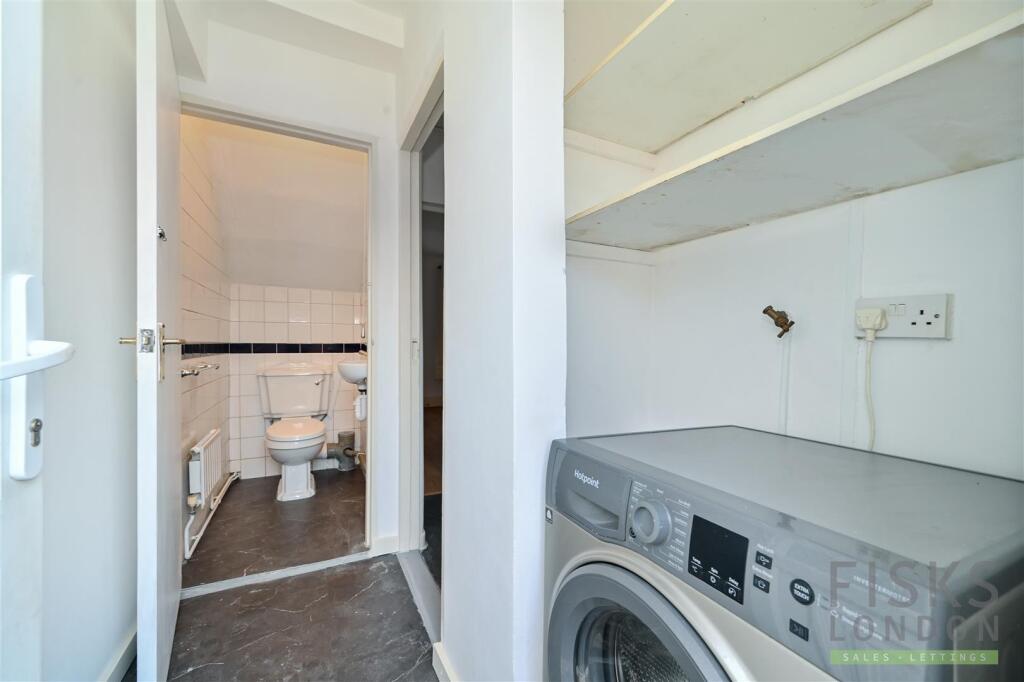 2 bedroom house for rent