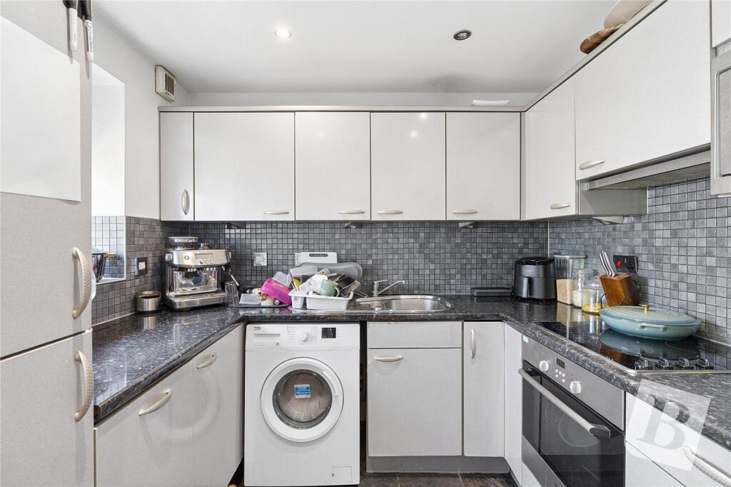 Apartment in London - View 5