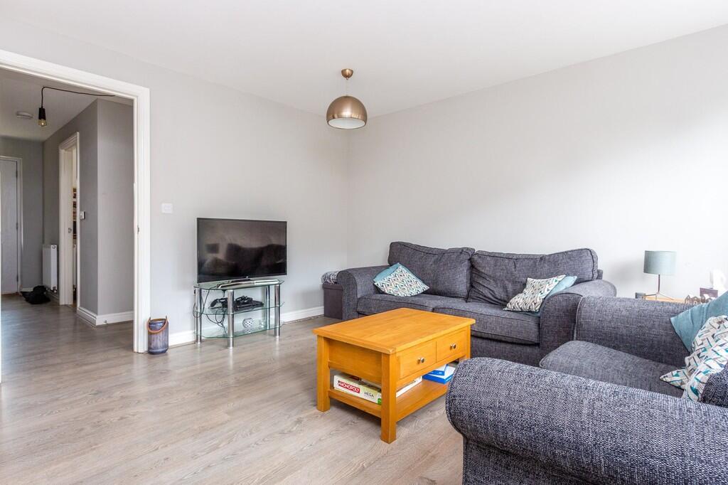 House in Higham Ferrers, North Northamptonshire - View 4
