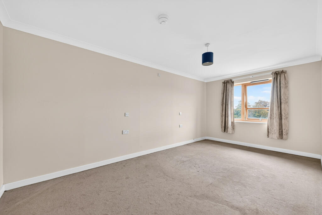 Apartment in Oxford - View 4