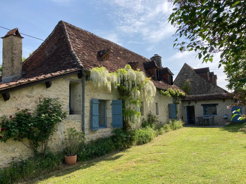 Main image of property: LIMEYRAT