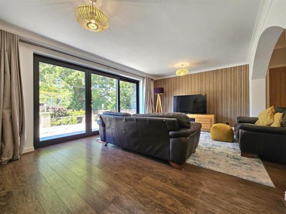 Additional image 6 of Lugtrout Lane, Catherine-De-Barnes