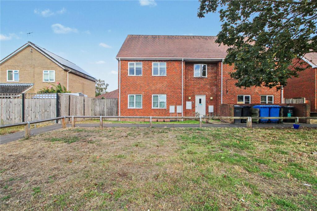 1-bed flat on Munnings Road, Norwich, Norfolk, NR7, £130,000