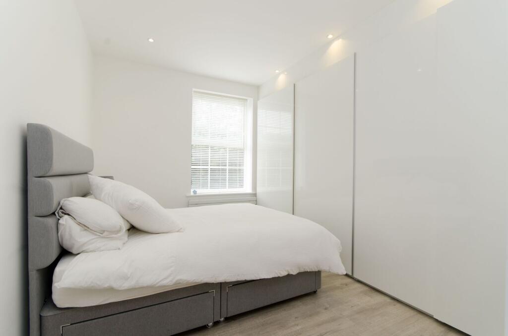 Apartment in London - View 4