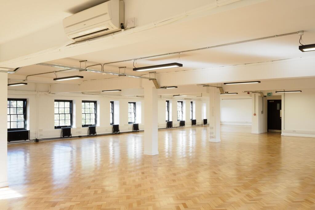 Main image of property: Lincoln House, 1-3 Brixton Road, London, SW9 6DE