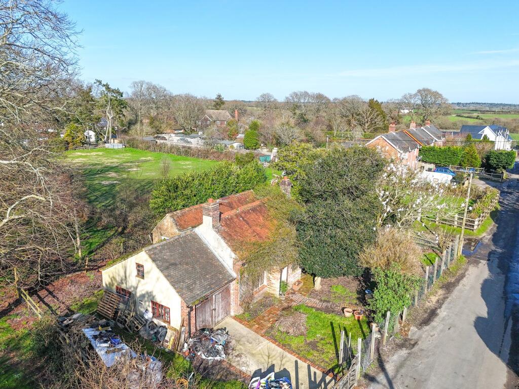Pages Lane, East Boldre, Brockenhurst, SO42 photo 4