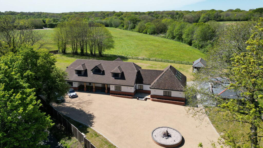 Main image of property: King Hill, West Malling, ME19 4PL