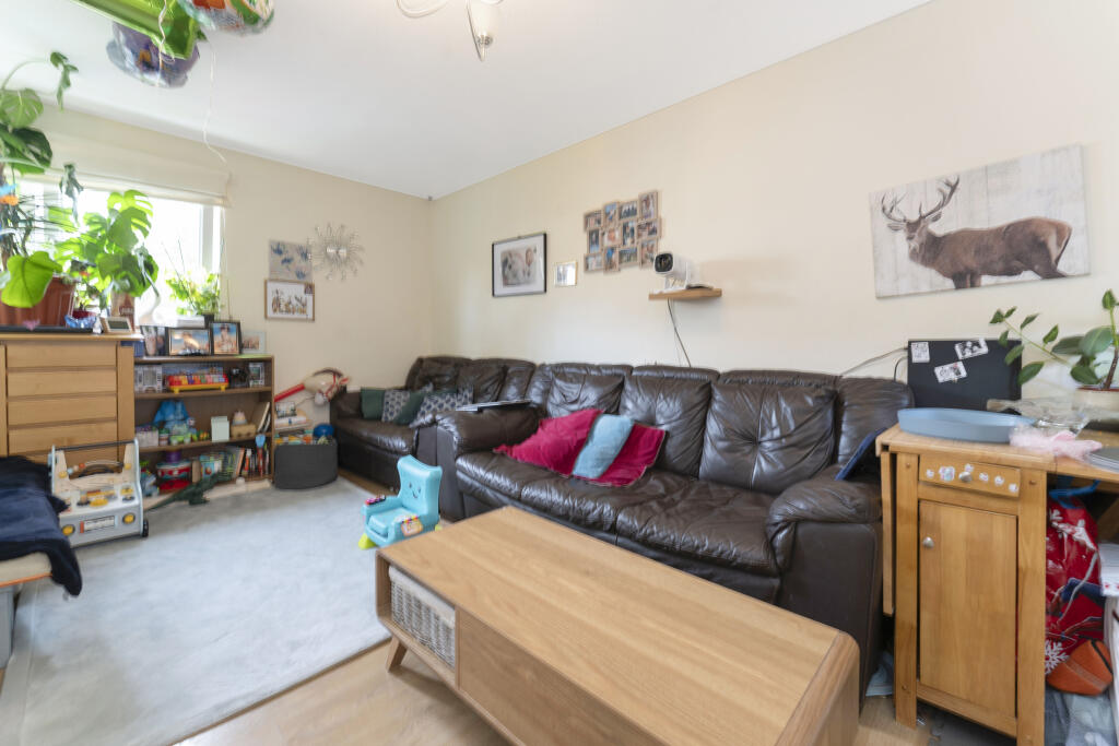 Apartment in Edinburgh - View 4