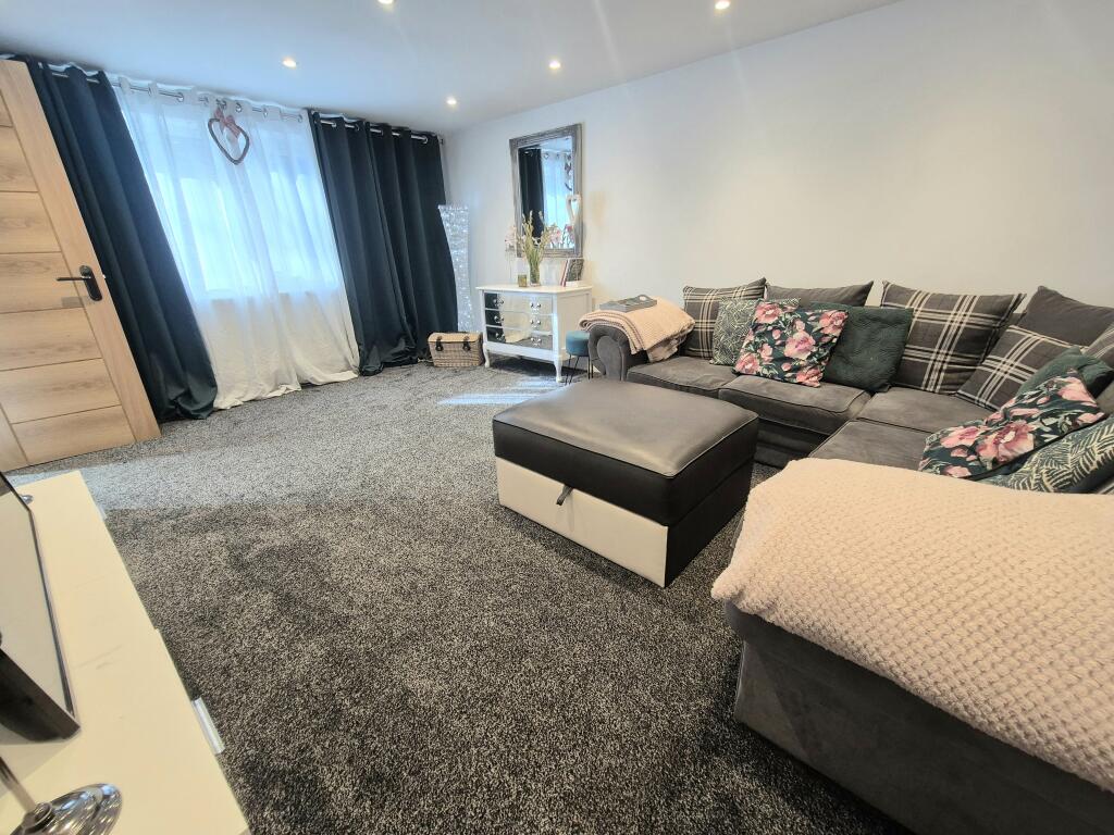 House in Calderdale, Bell Hall, King Cross - More