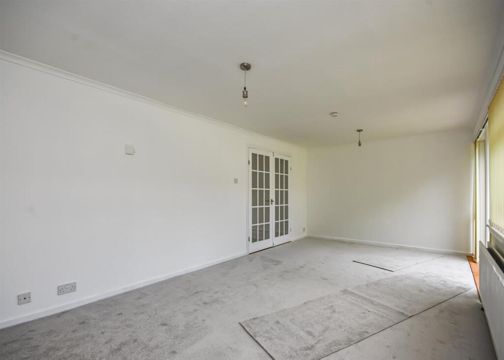 7 Brindley Close, Albrighton, Wolverhampton, WV7 3PP photo 4