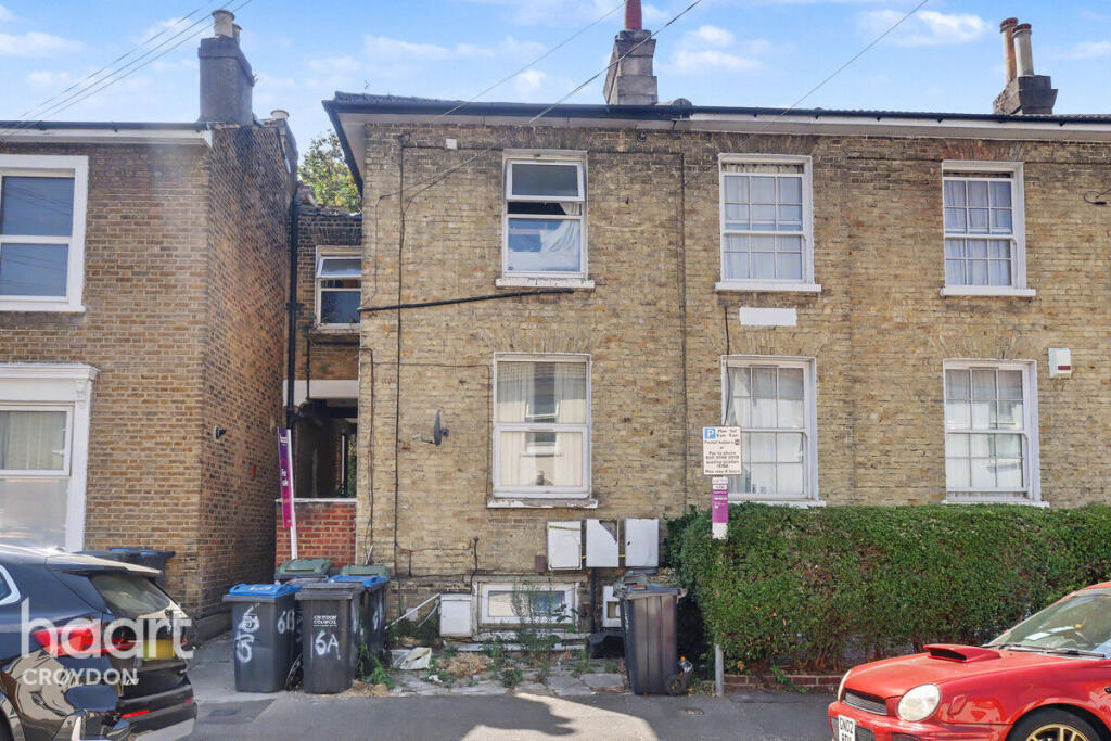 Main image of property: St James's Park, Croydon
