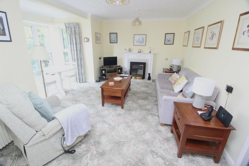 Harrison Close, Hitchin, SG4 photo 3
