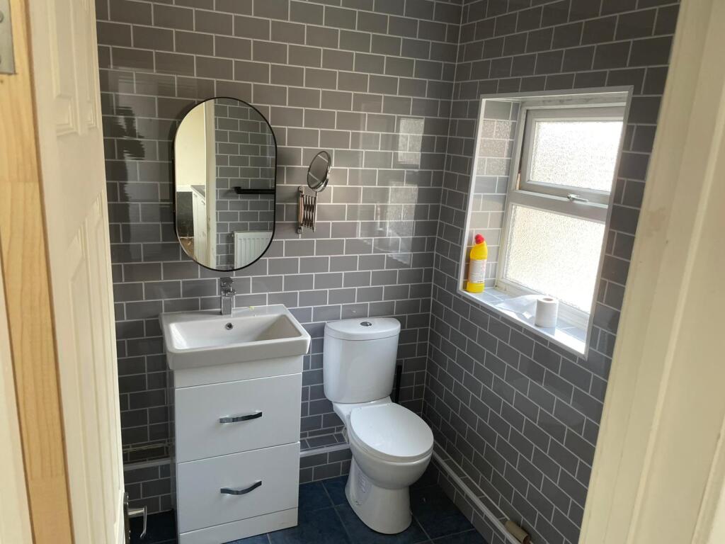 House in Stockton-on-Tees - More