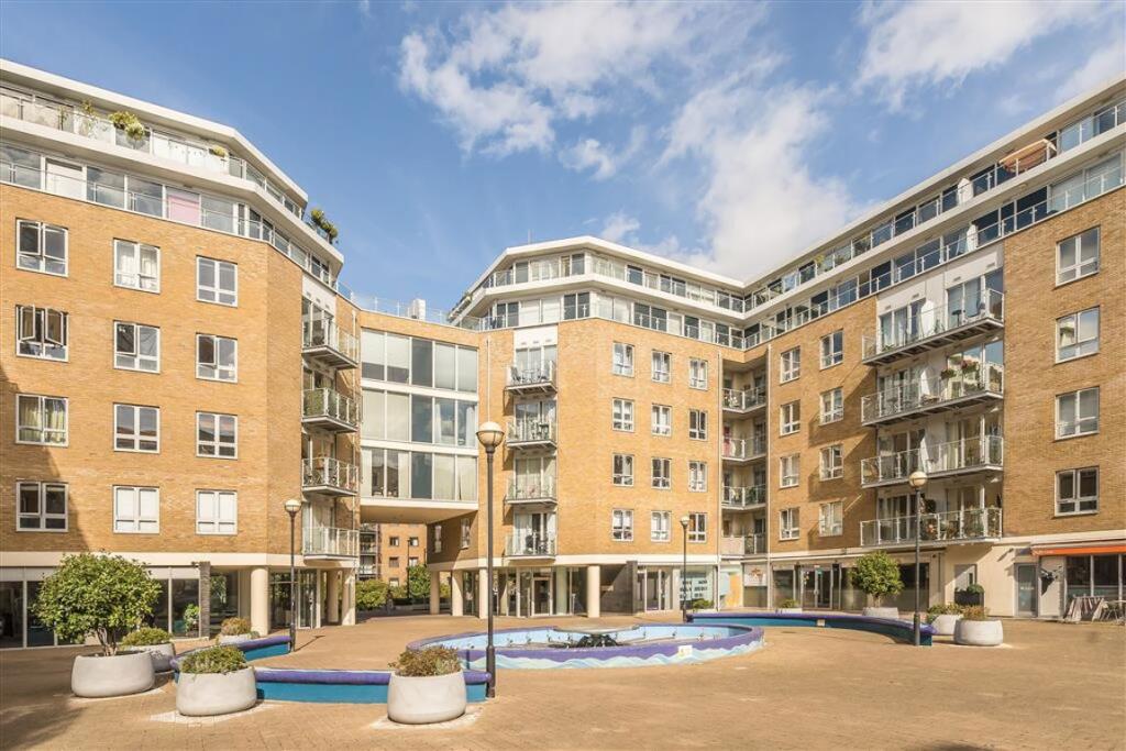Apartment in London - View 2