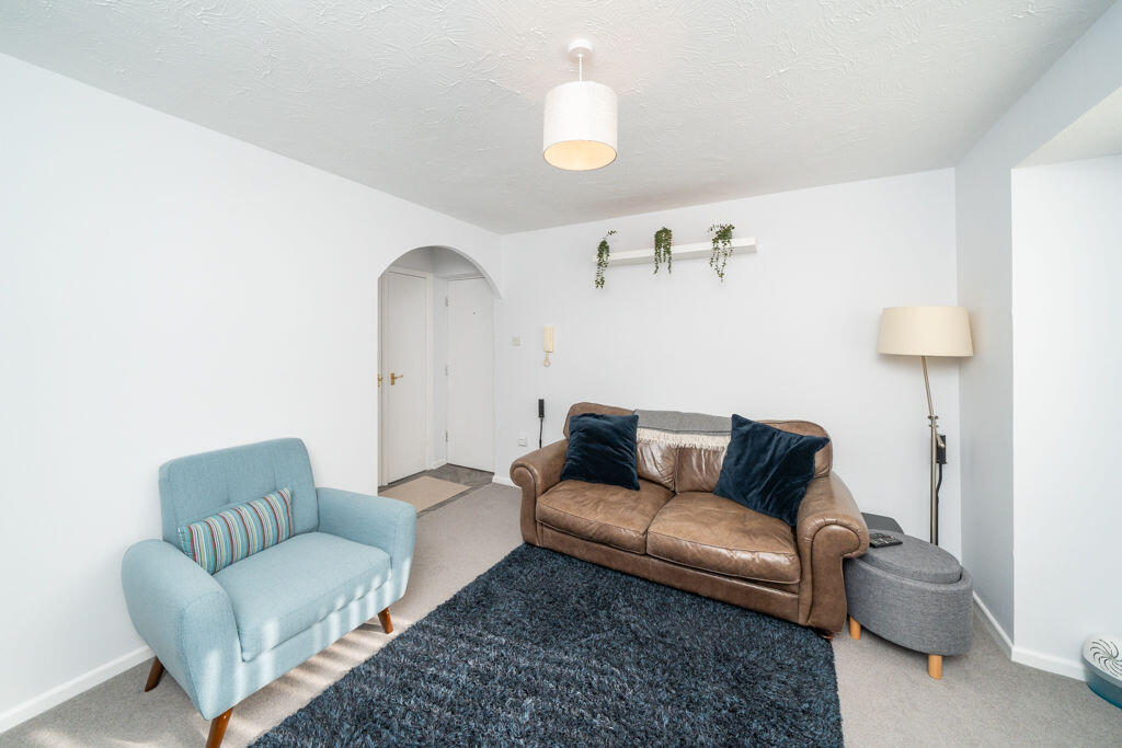 Laburnum Road, Kingswinford photo 4