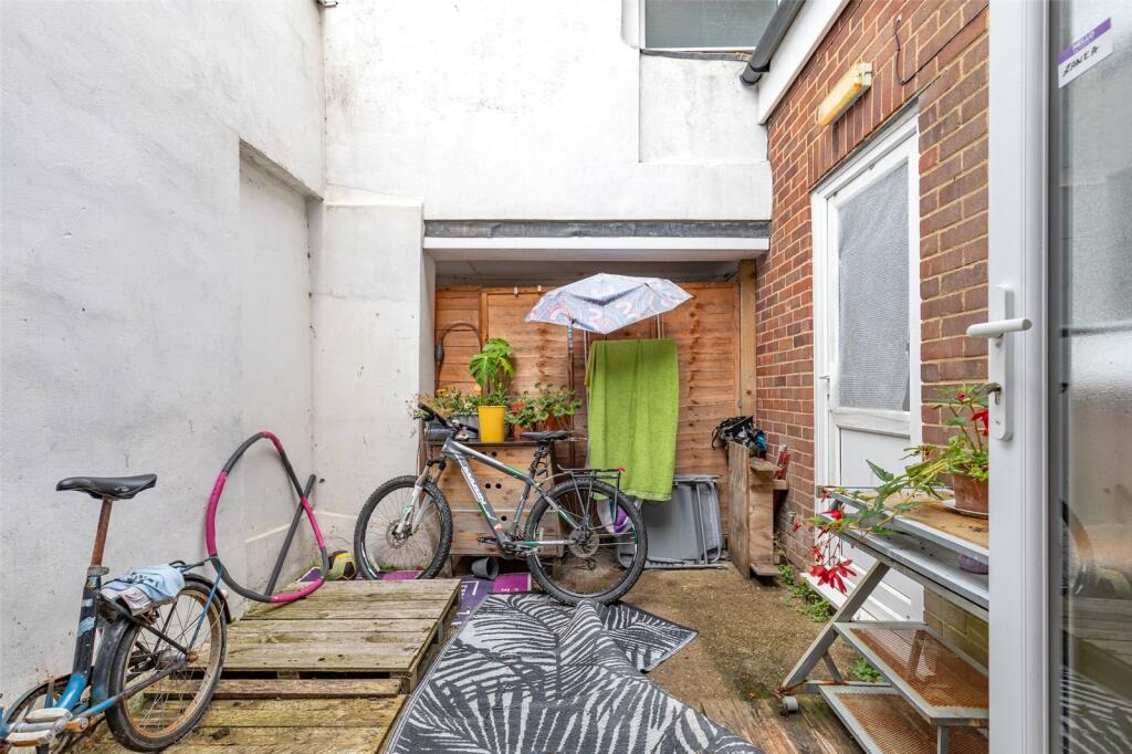 Property photo 6
