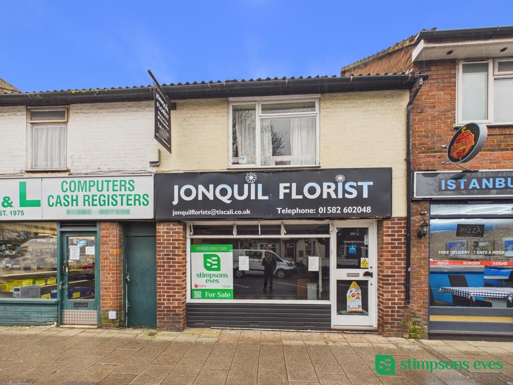 Main image of property: West Street, Dunstable, Bedfordshire, LU6