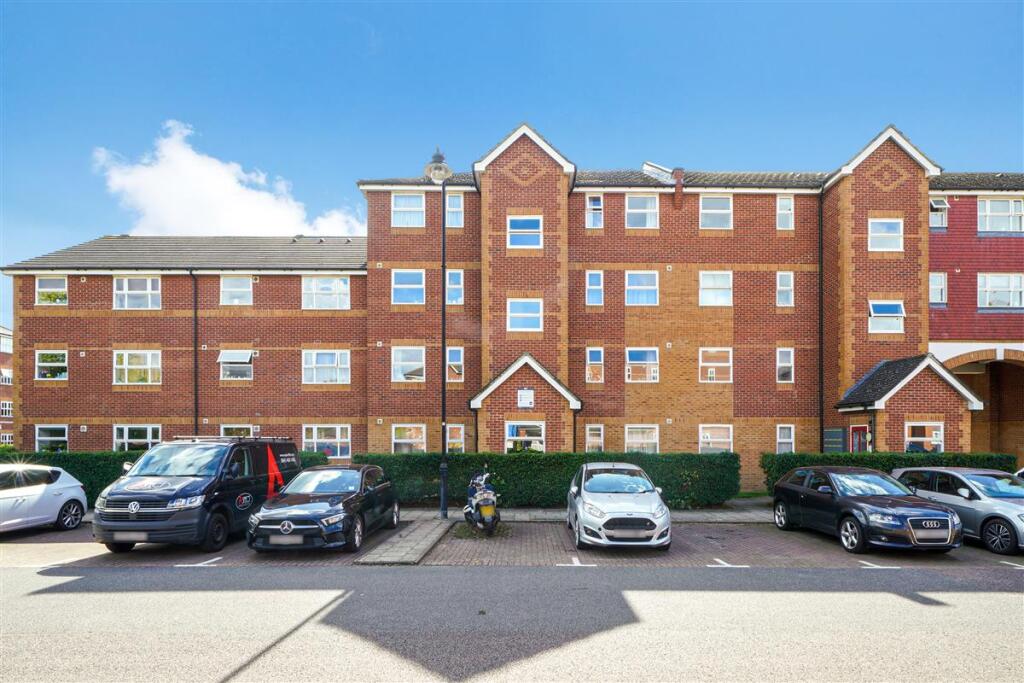 Main image of property: Macmillan Way, SW17