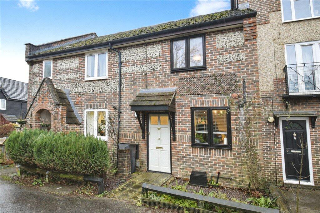 3-bed terraced on Brickwoods Close, Romsey, Hampshire, £270,000
