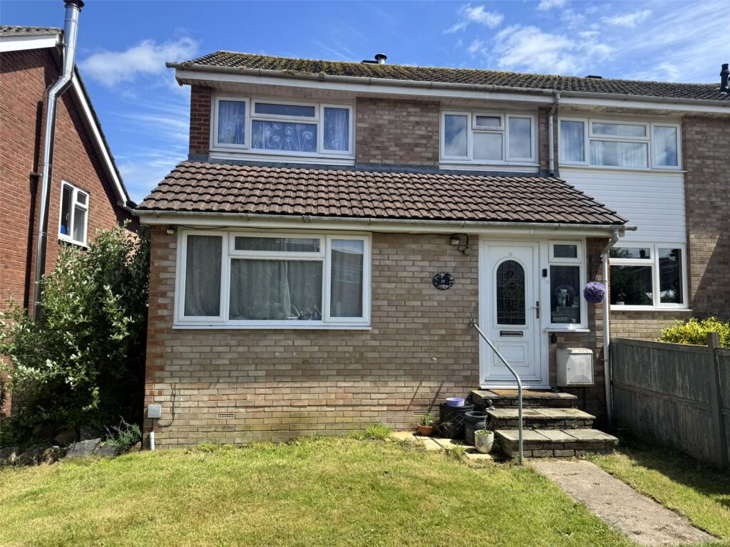 4-bed terraced on Middle Touches, Chard, Somerset, TA20, £280,000