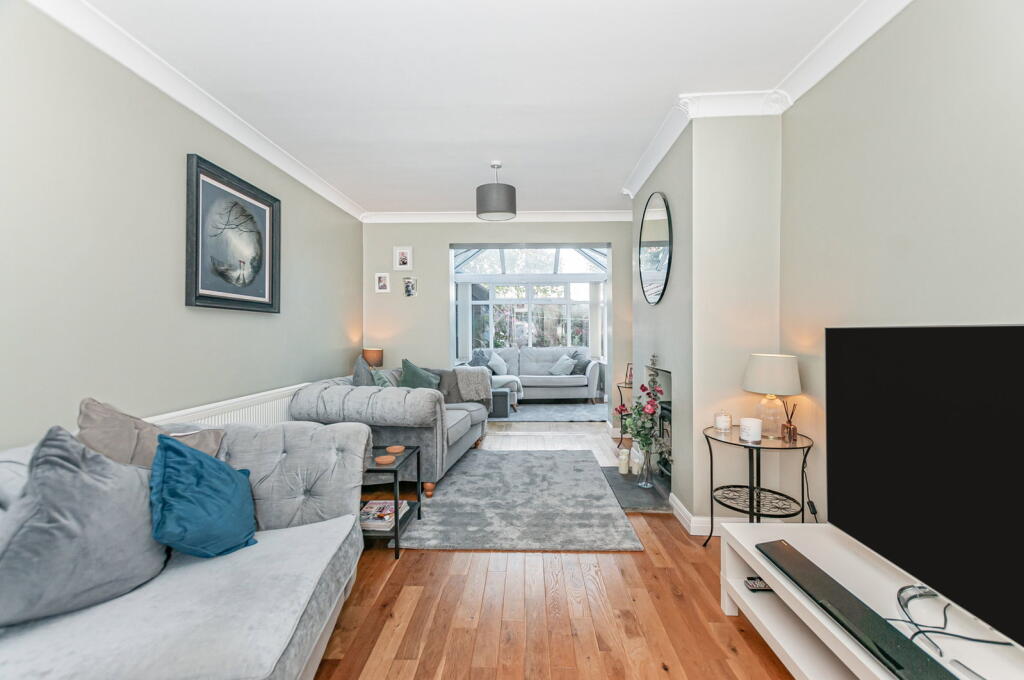 House in Hull - View 5