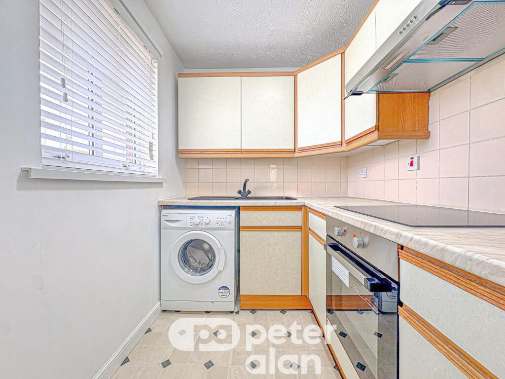 Apartment in Newport, Graig - View 5