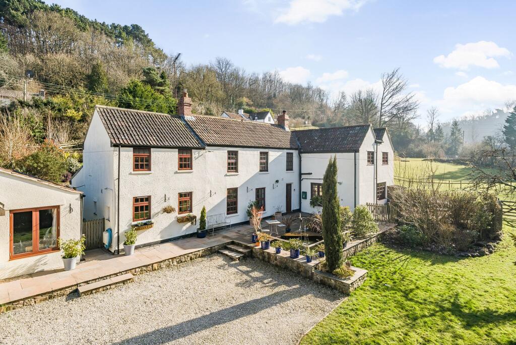 Main image of property: Dolberrow, Churchill, BS25