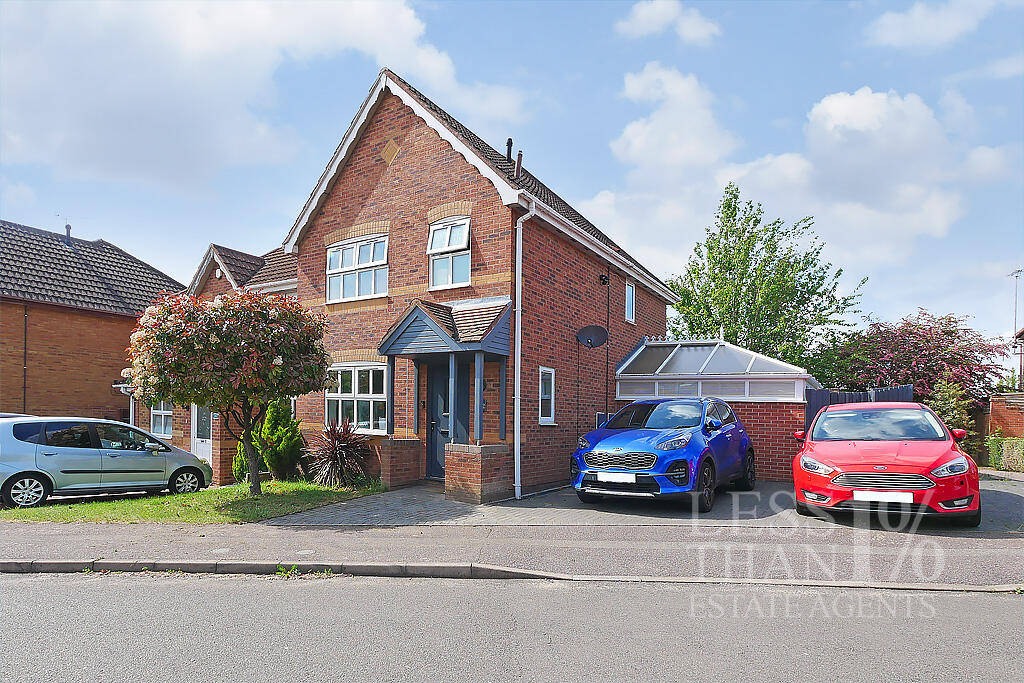 3-bed semi-detached on Harcourt Way - NN4, £285,000