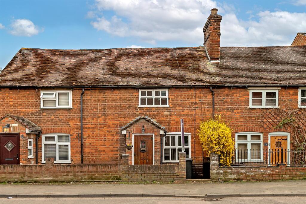 Main image of property: High Street, Sandridge, St. Albans