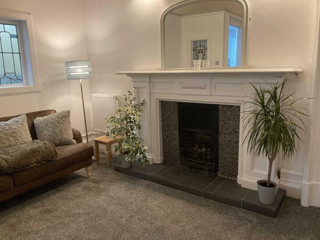 Apartment in Glasgow - View 3