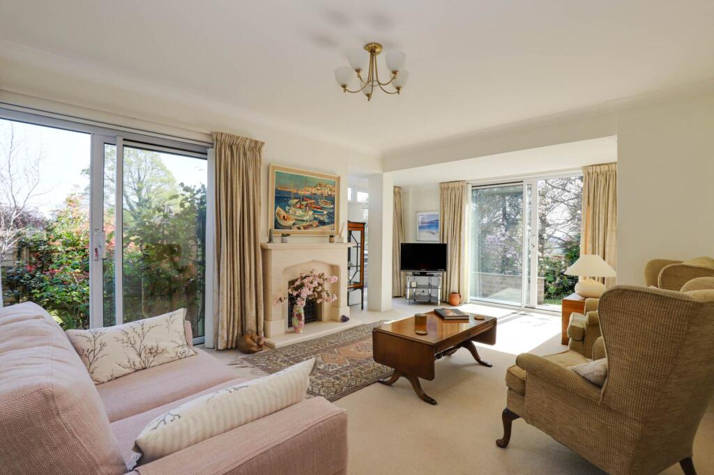St Peters Avenue, Caversham Heights, Reading - View 2