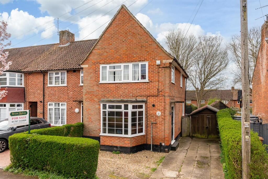 Additional image 14 of Newfields, Welwyn Garden City