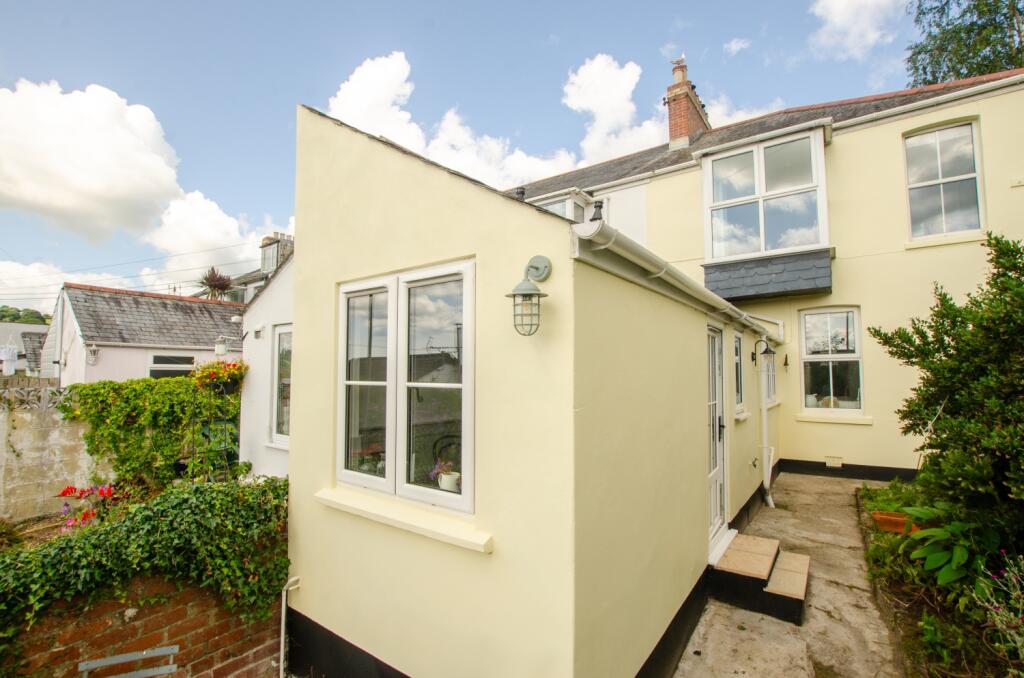 2-bed semi-detached on Melville Terrace, Lostwithiel, Cornwall, PL22, £250,000