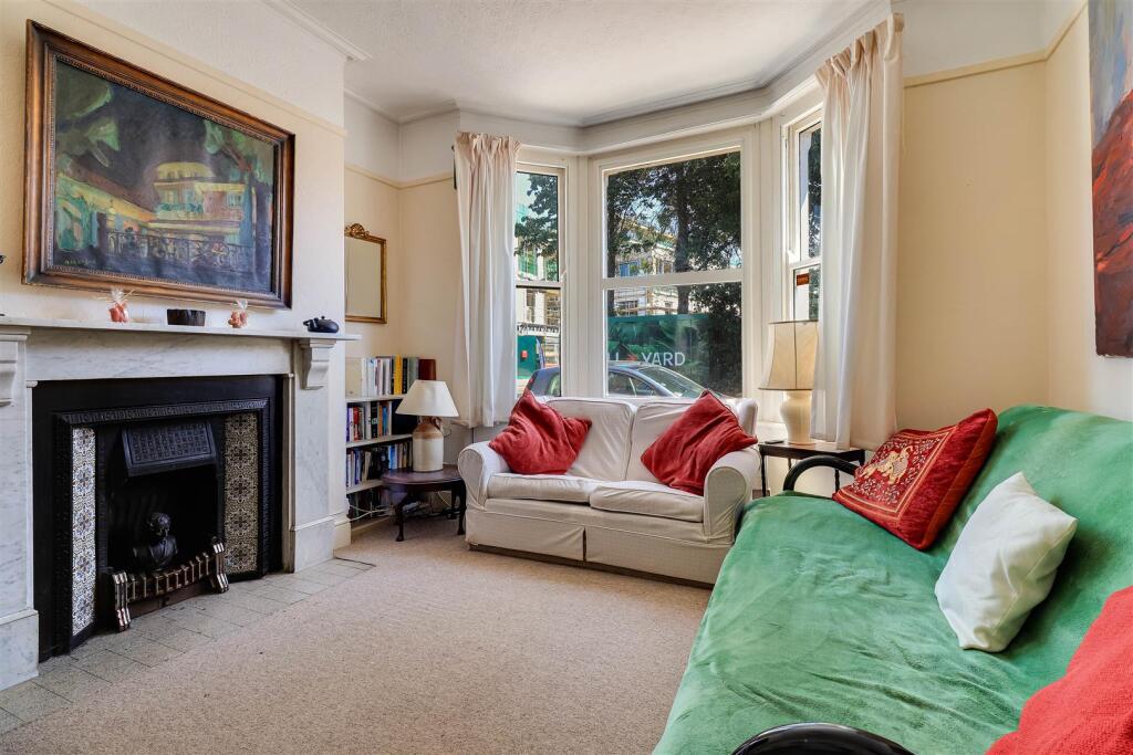 House in Cambridge, Petersfield - View 5