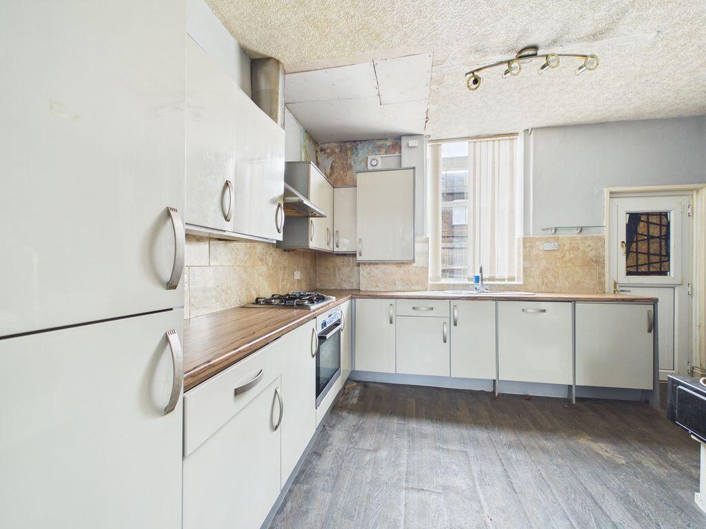 8, Temple Street, Middleton, Manchester, M24 photo 4