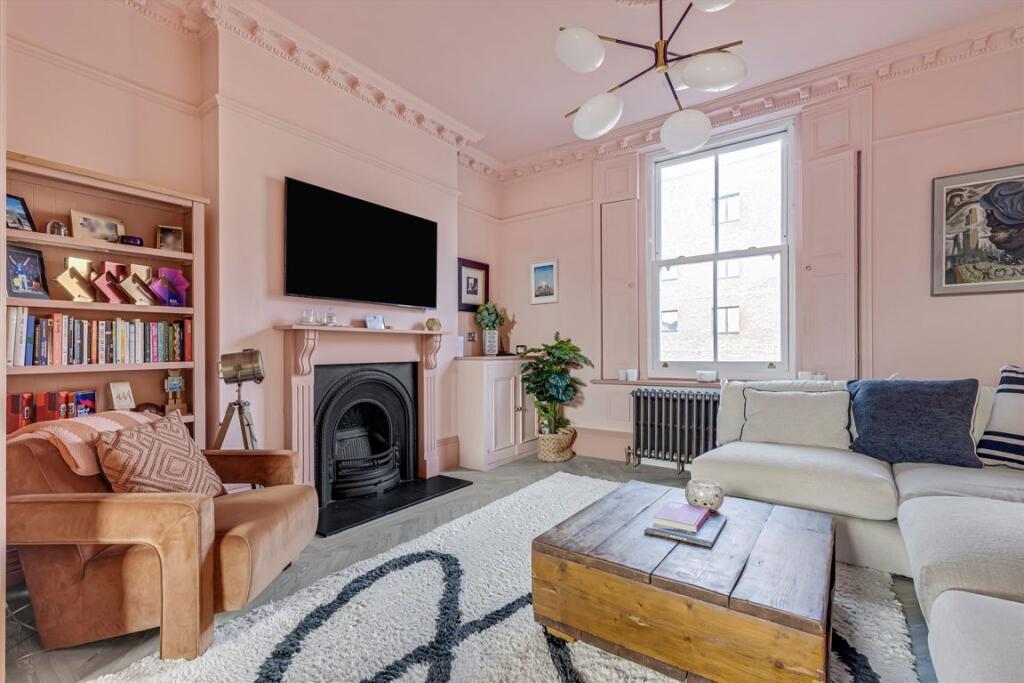 Apartment in London - View 2