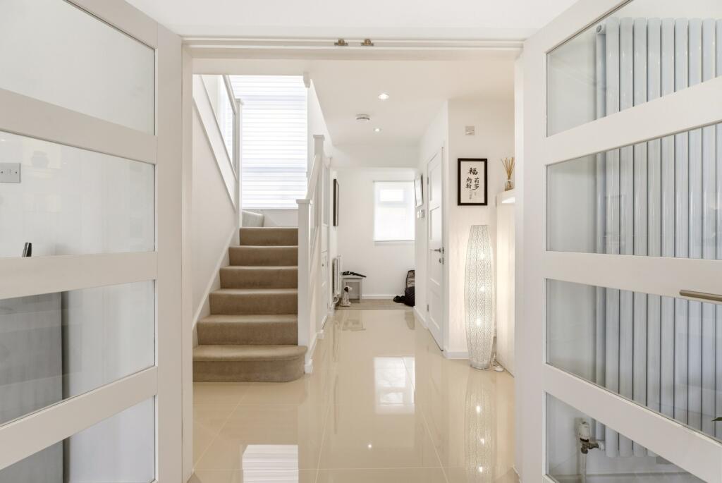 Additional image 9 of Ash Grove, Wheathampstead, St. Albans, Hertfordshire, AL4