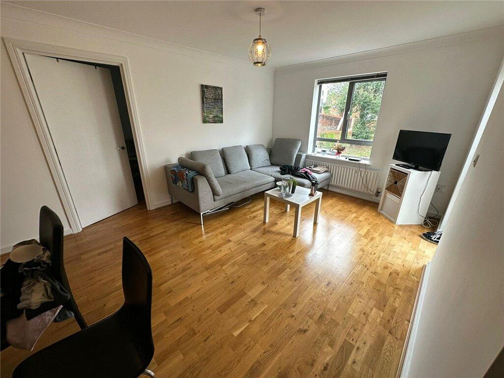 London Road, St. Albans, Hertfordshire – pohled 5