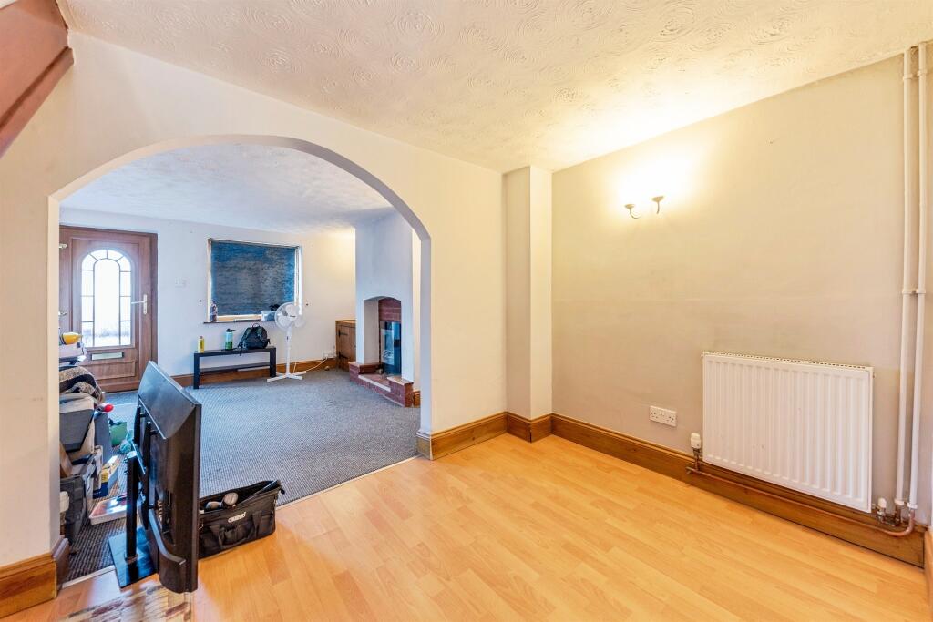 House in North Kesteven, Ruskington - More