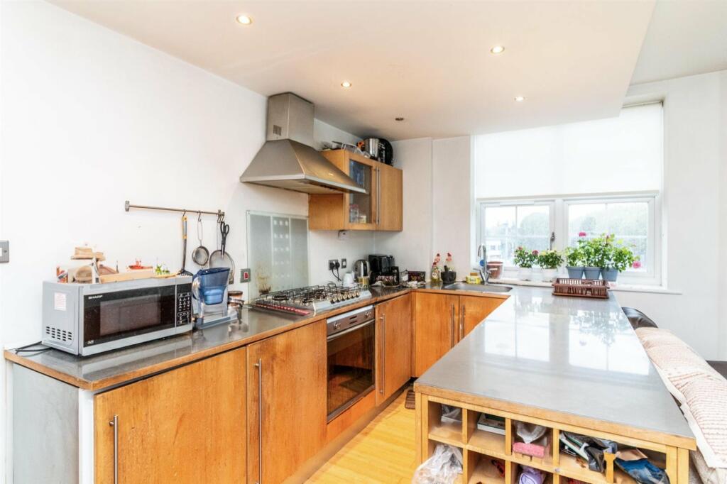 Fosse Road North, Leicester, Leicestershire, LE3 photo 4
