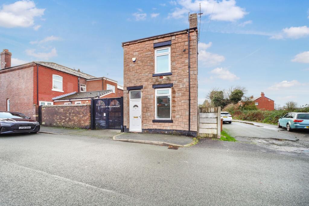 Main image of property: 2 North Street Haydock