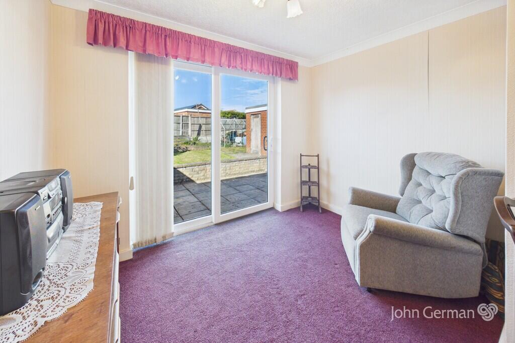 Hawthornden Gardens, Uttoxeter photo 4