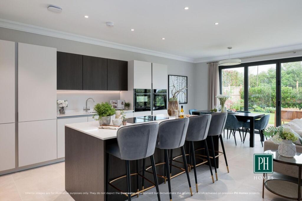 House in Stockport, Woodford - View 5
