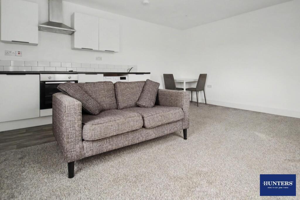 Apartment in Bradford, Eastbrook, Manningham - View 4