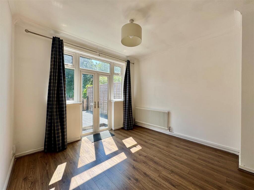 House in Sandwell, West Midlands - View 4
